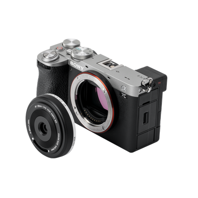 Viltrox Lens | AF 28mm | F/4.5 FE | Sony